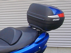 Galinės daiktadėžės tvirtinimo rinkinys SUZUKI BURGMAN 125/150