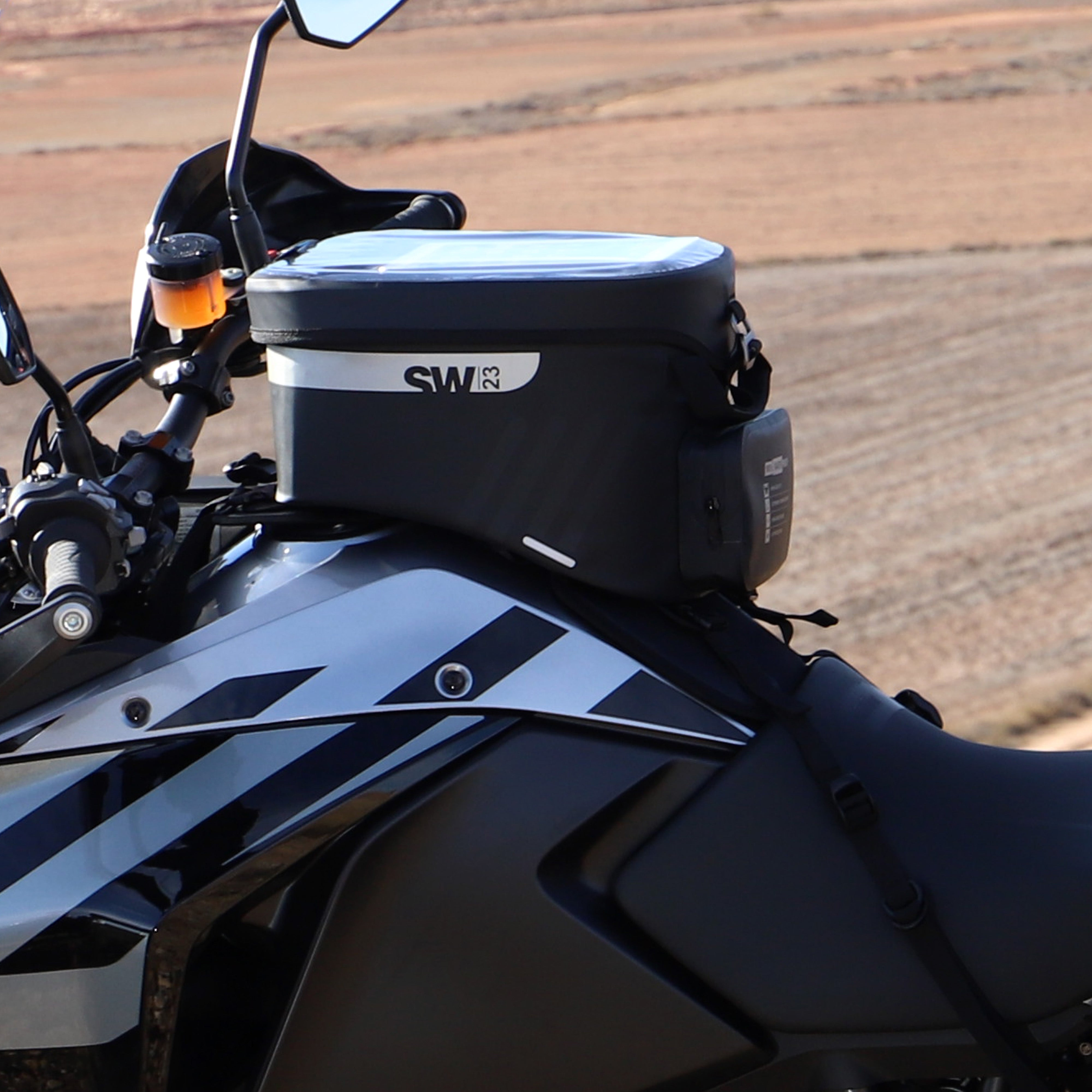 *WATERPROOF TANK BAG SW23