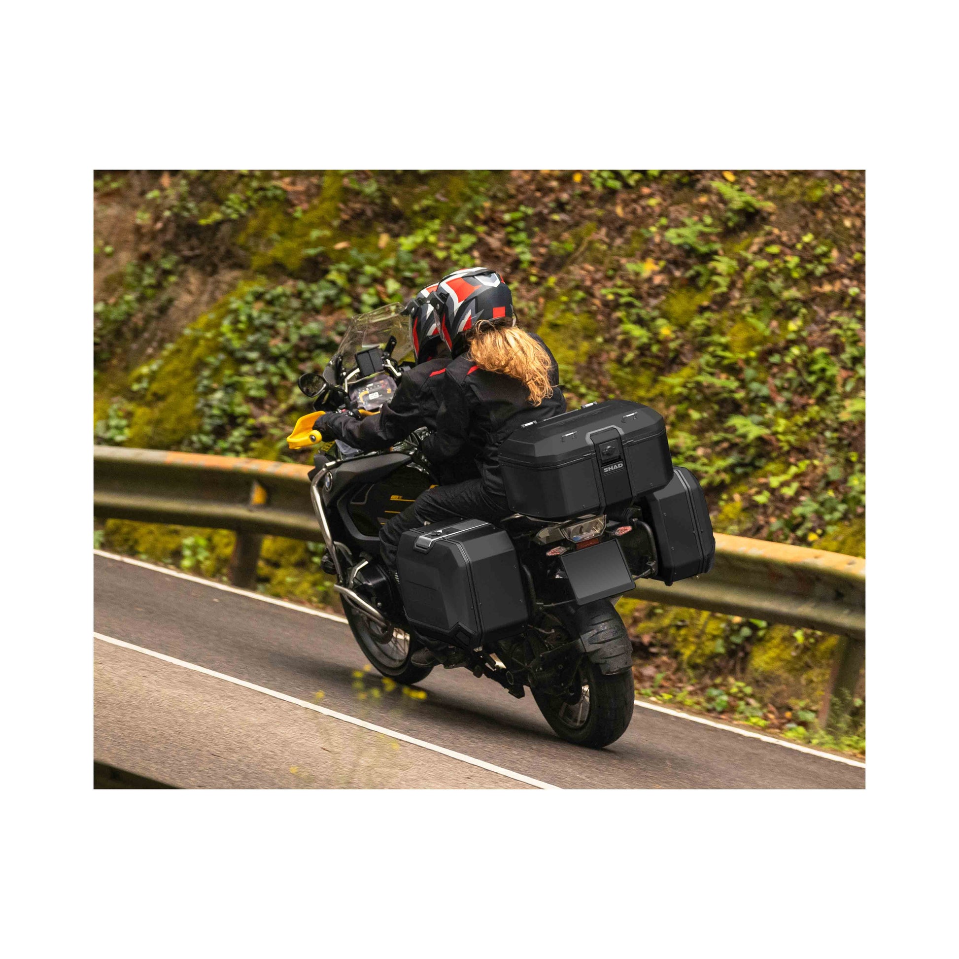 Galinė daiktadėžė TR55 TERRA PURE BLACK