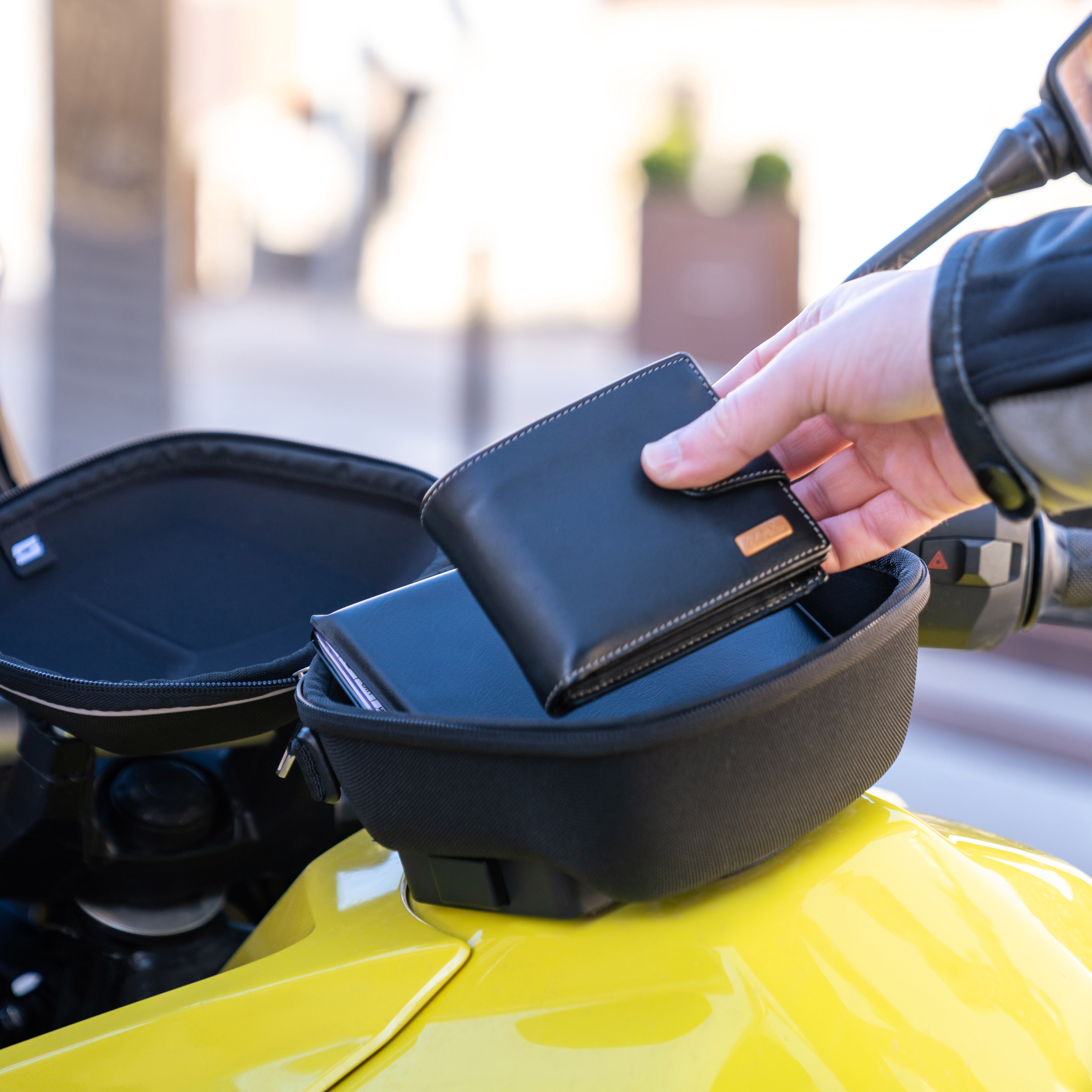 Click System TANK BAG E02C