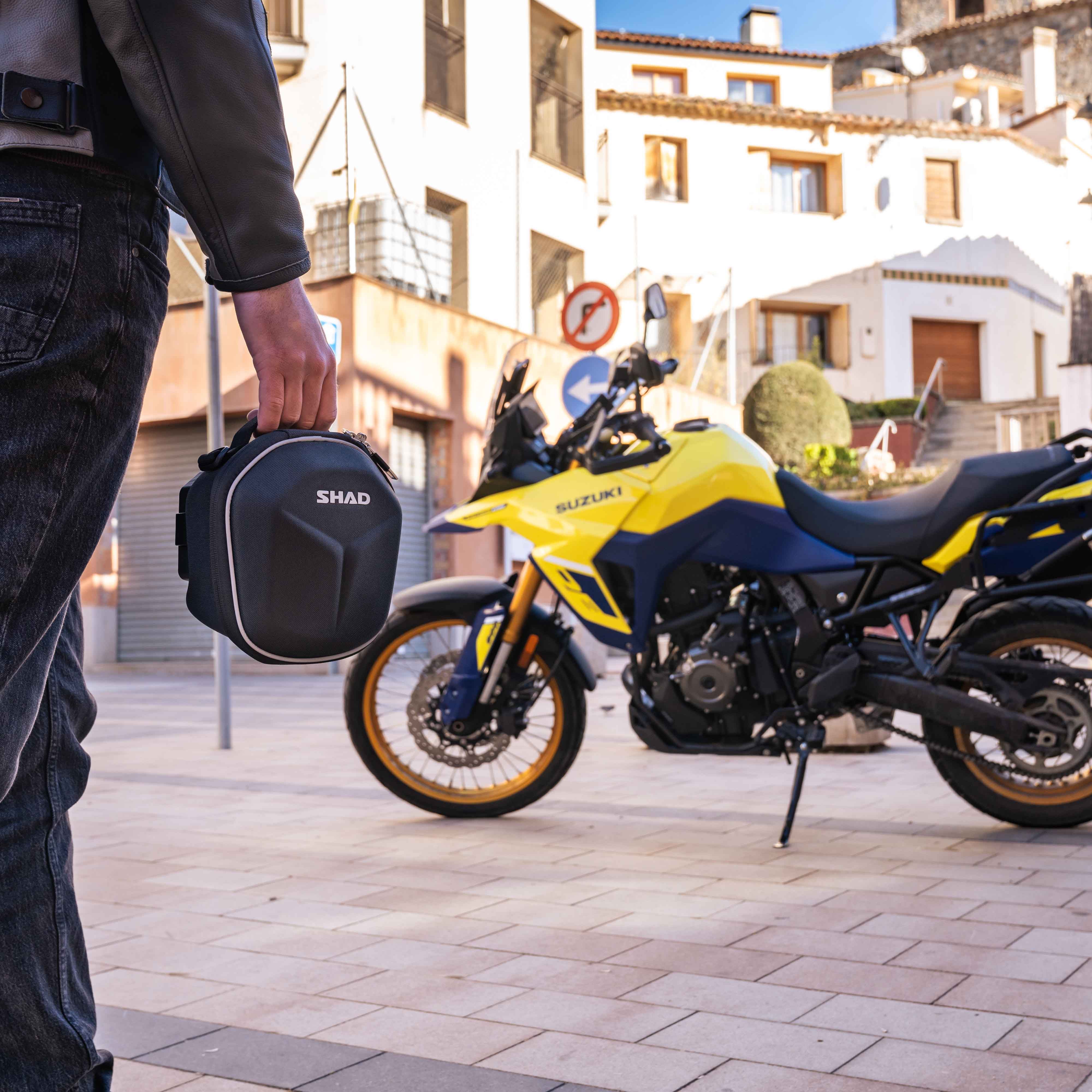 Click System TANK BAG E02C