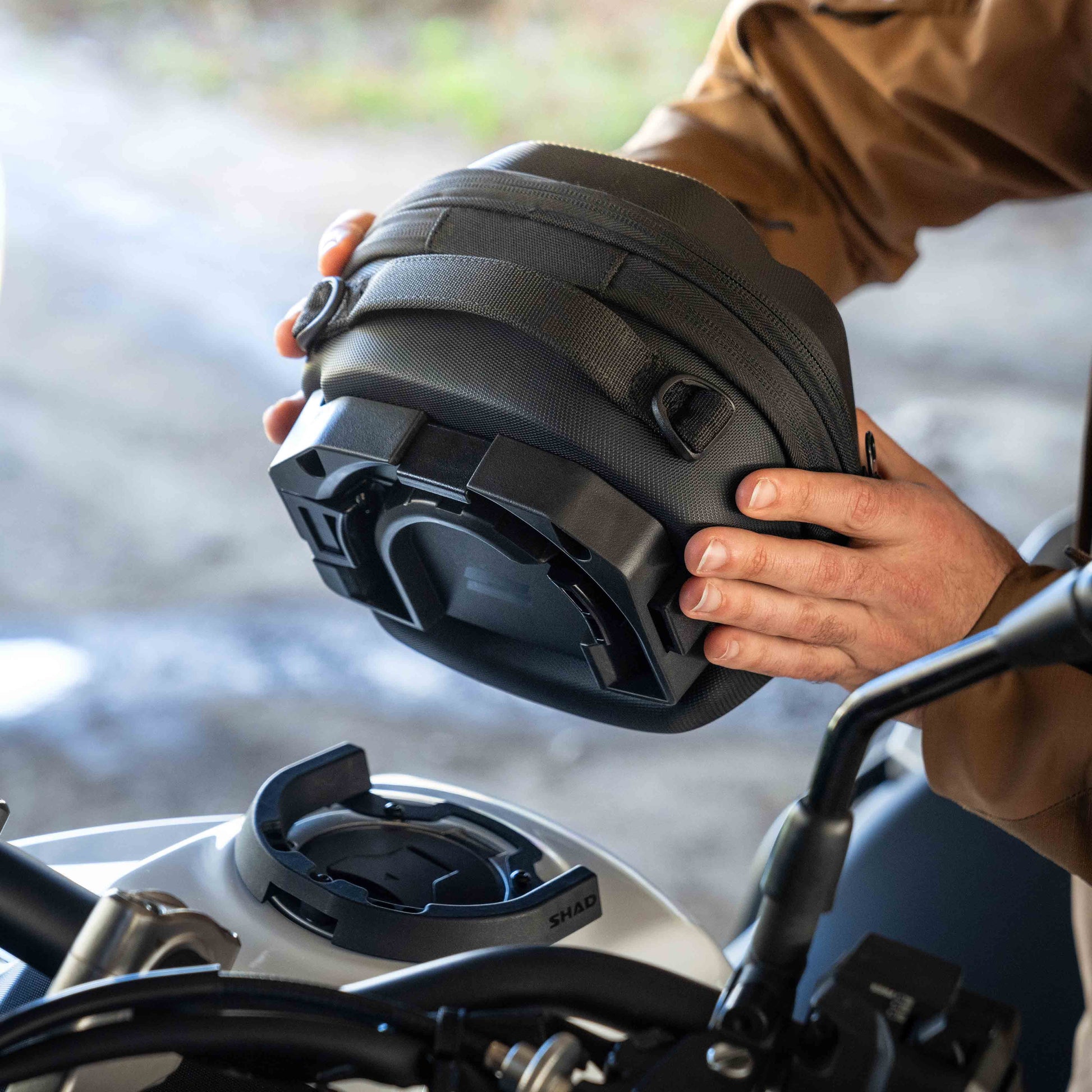 Click System TANK BAG E03CL PRO