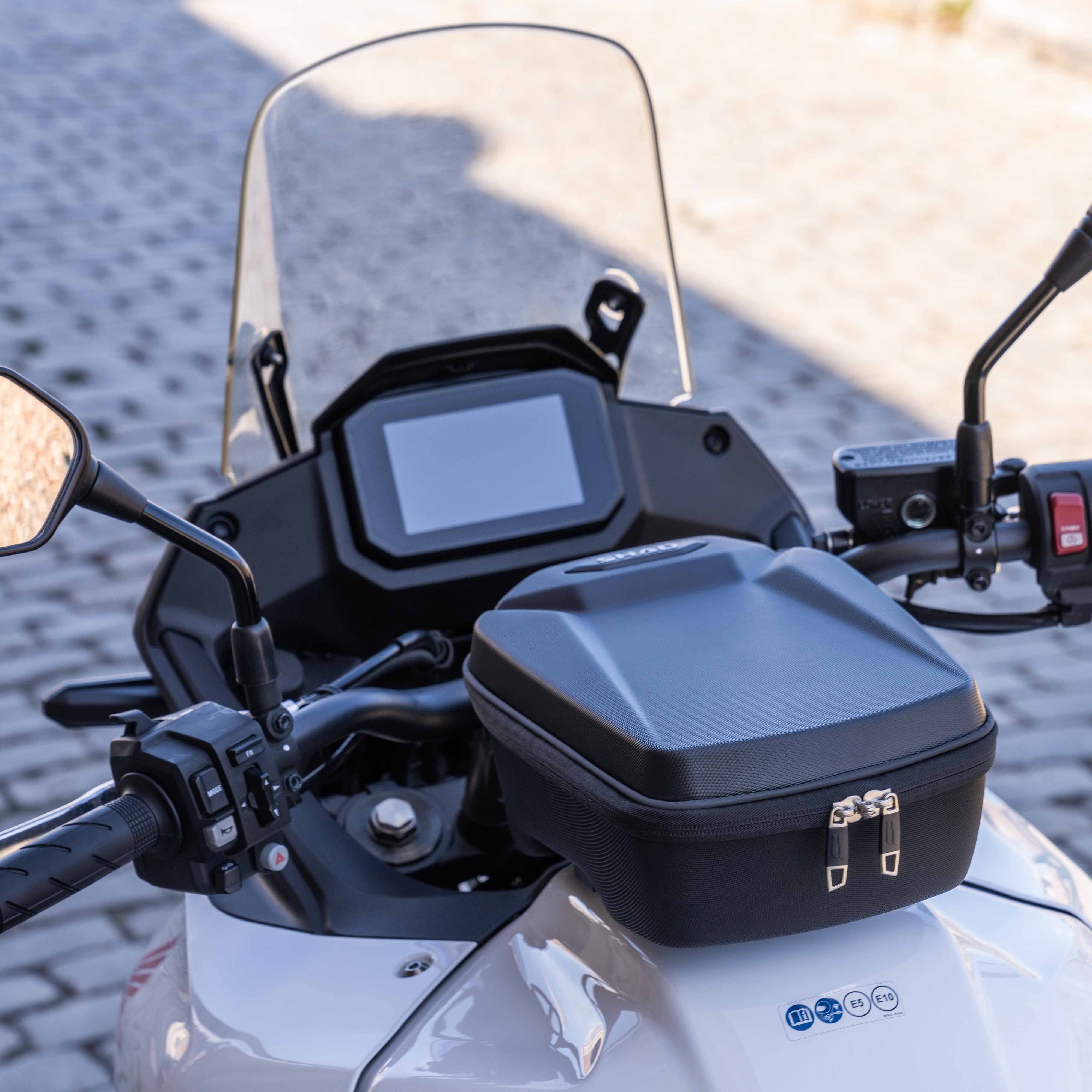 Click System TANK BAG E09CM