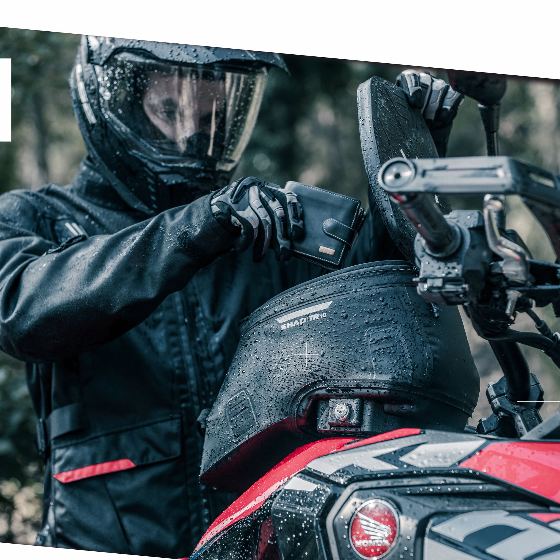 Click System WATERPROOF TANK BAG TR10CL