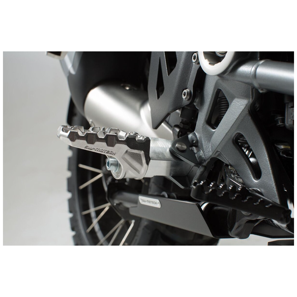 EVO Footrest Kit – VOGE DS900X 2025