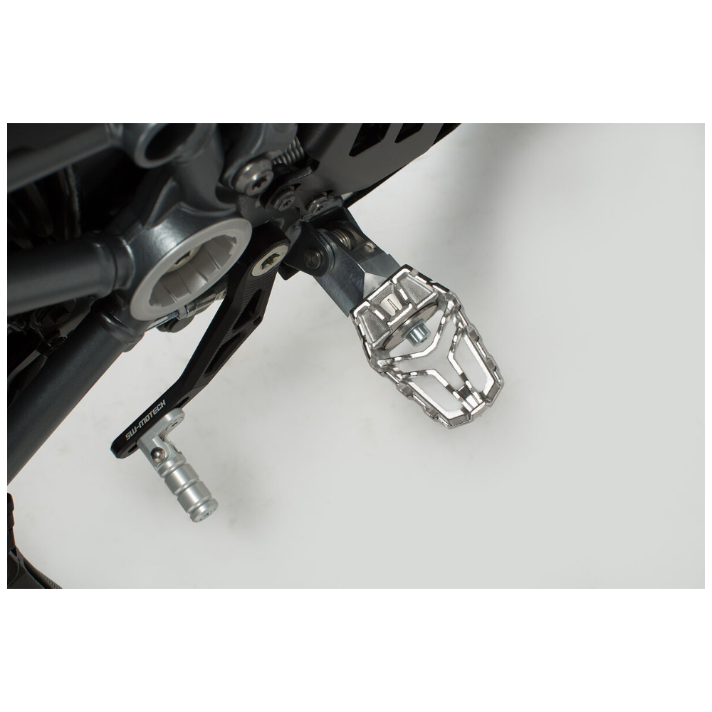 EVO Footrest Kit – VOGE DS900X 2025