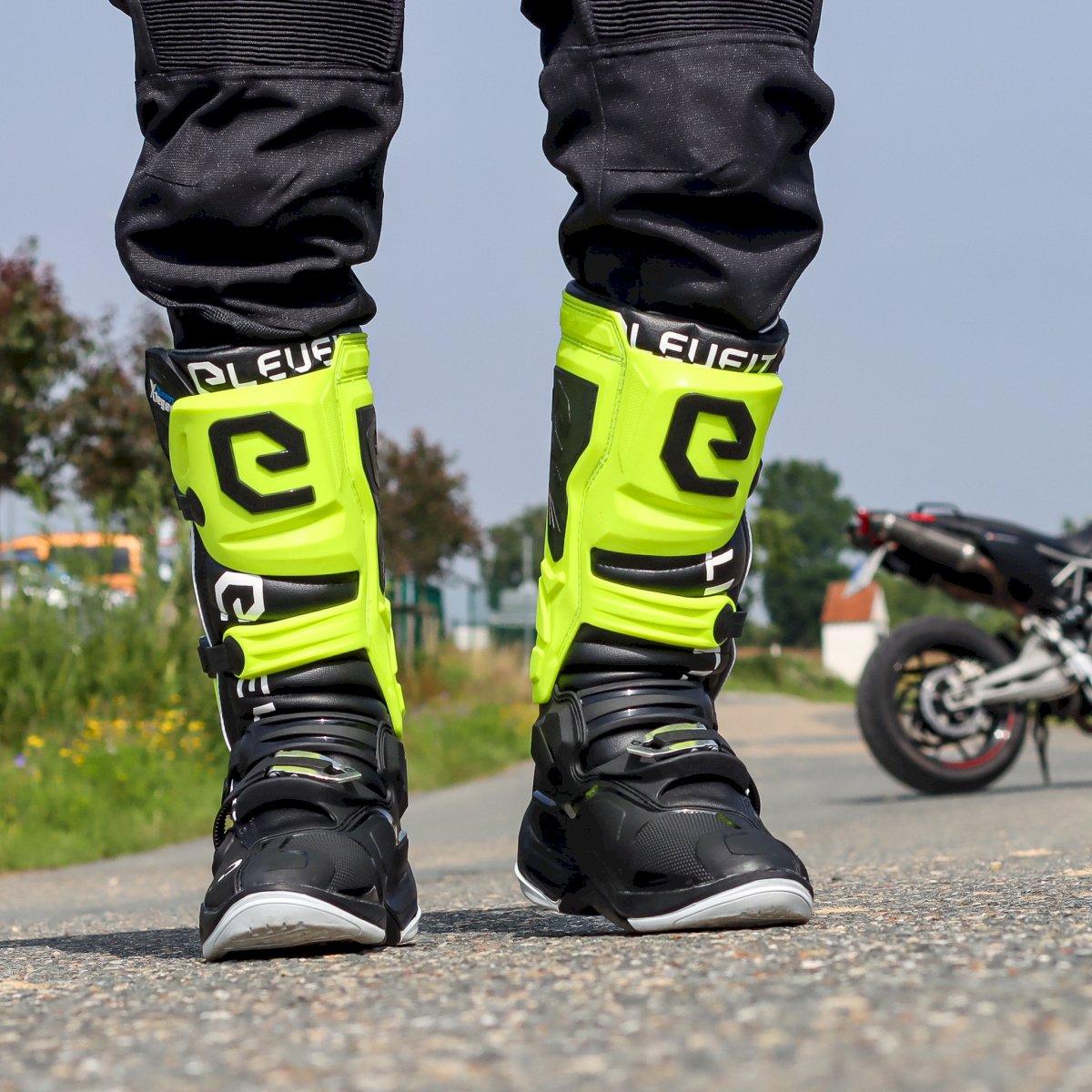 Batai Eleveit X LEGEND black/fluo yellow