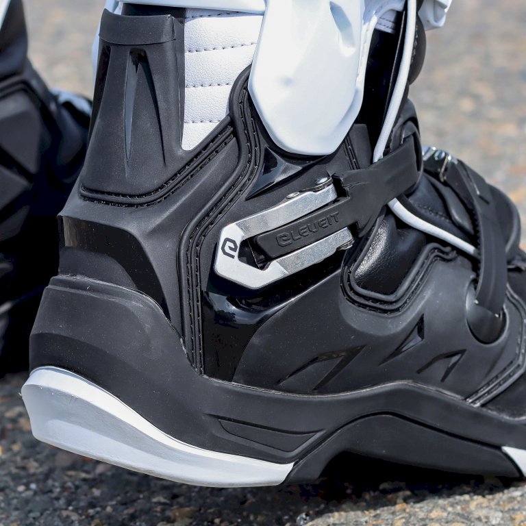 Batai Eleveit X LEGEND white/black