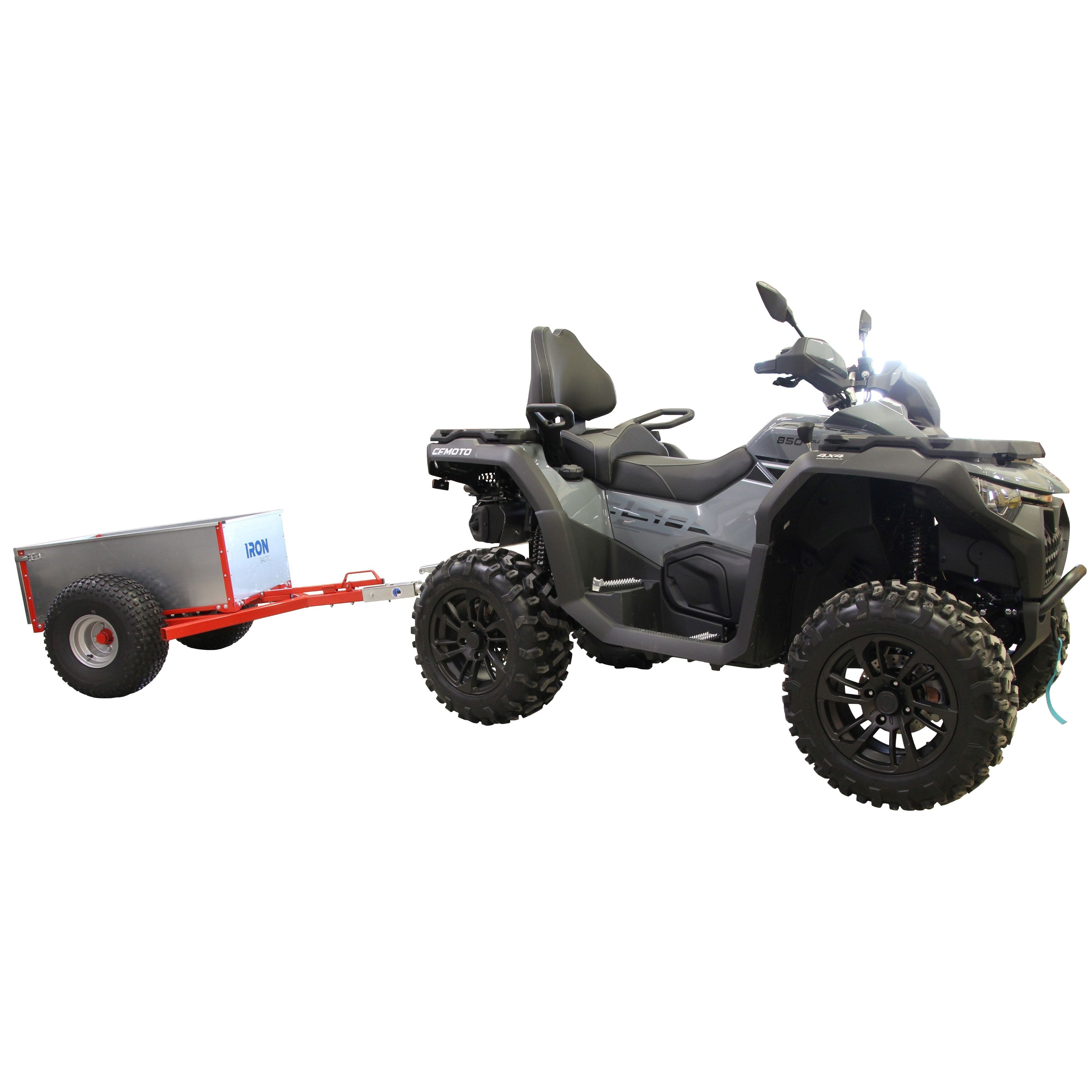 Tilting cargo box for forestry trailer